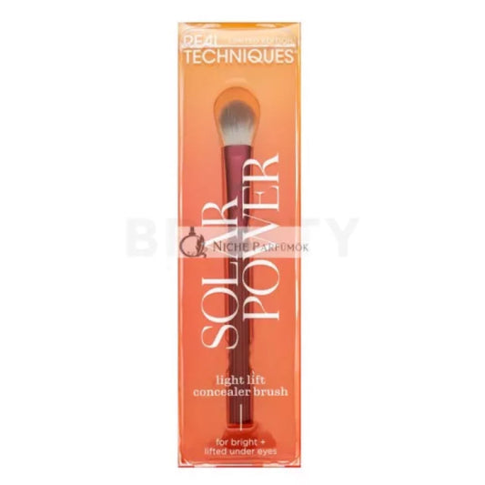 Real Techniques Solar Power Light Lift Concealer Brush