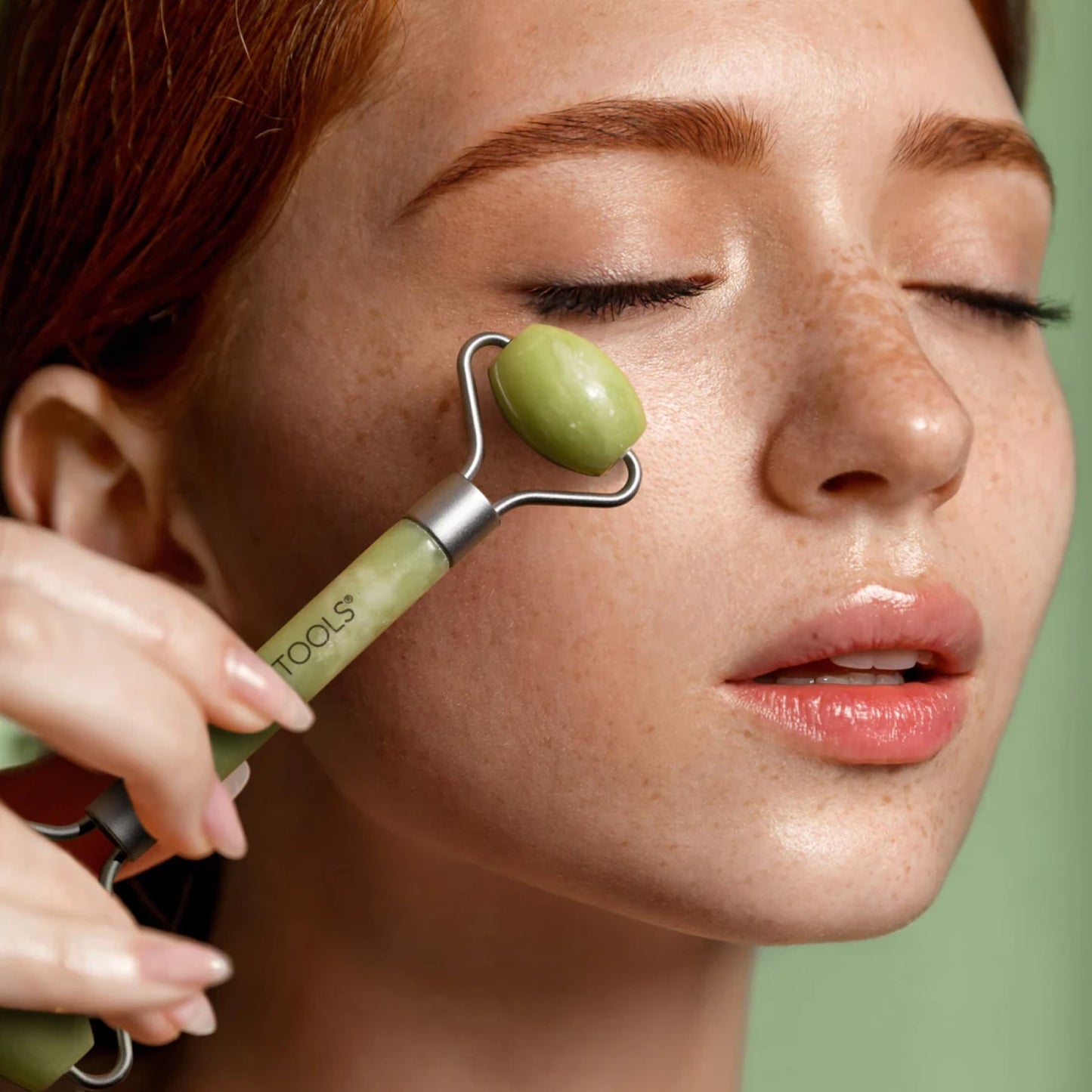 EcoTools Jade Facial Roller 1pc