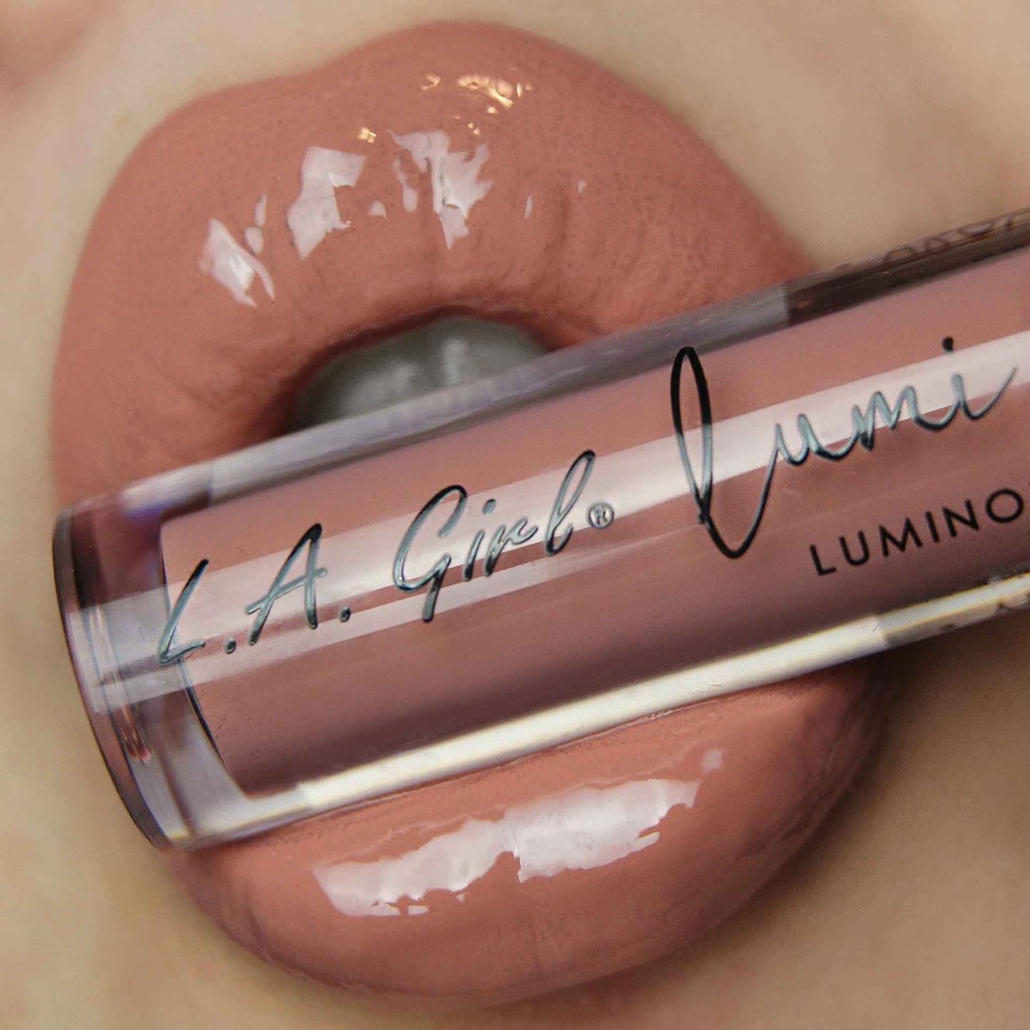 La Girl Lumilicious Luminous Lipgloss