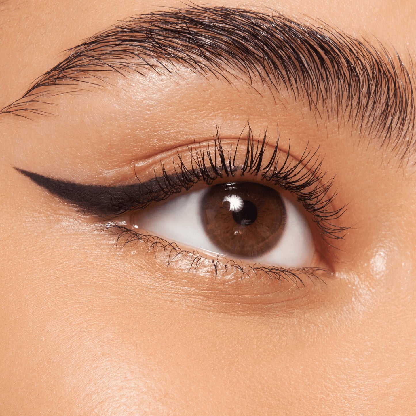 Essence Stay & Play Gel Eyeliner Pot