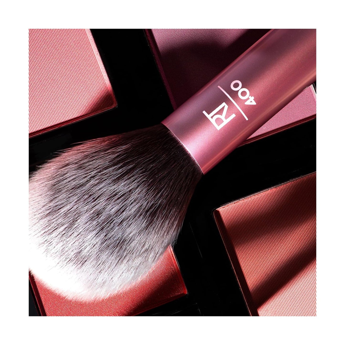 Real Techniques Ultra Plush Blush Makeup Brush