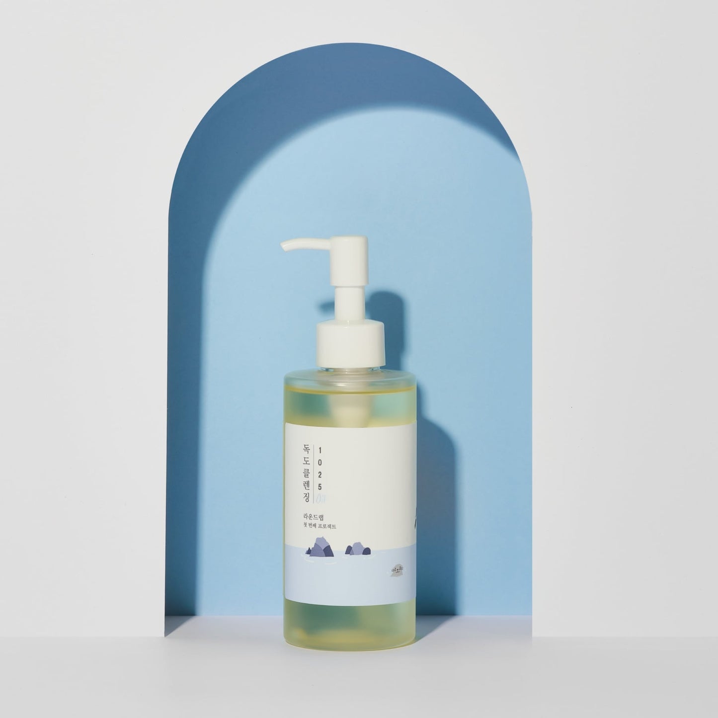 Round Lab 1025 Dokdo Cleansing Oil 200 ml