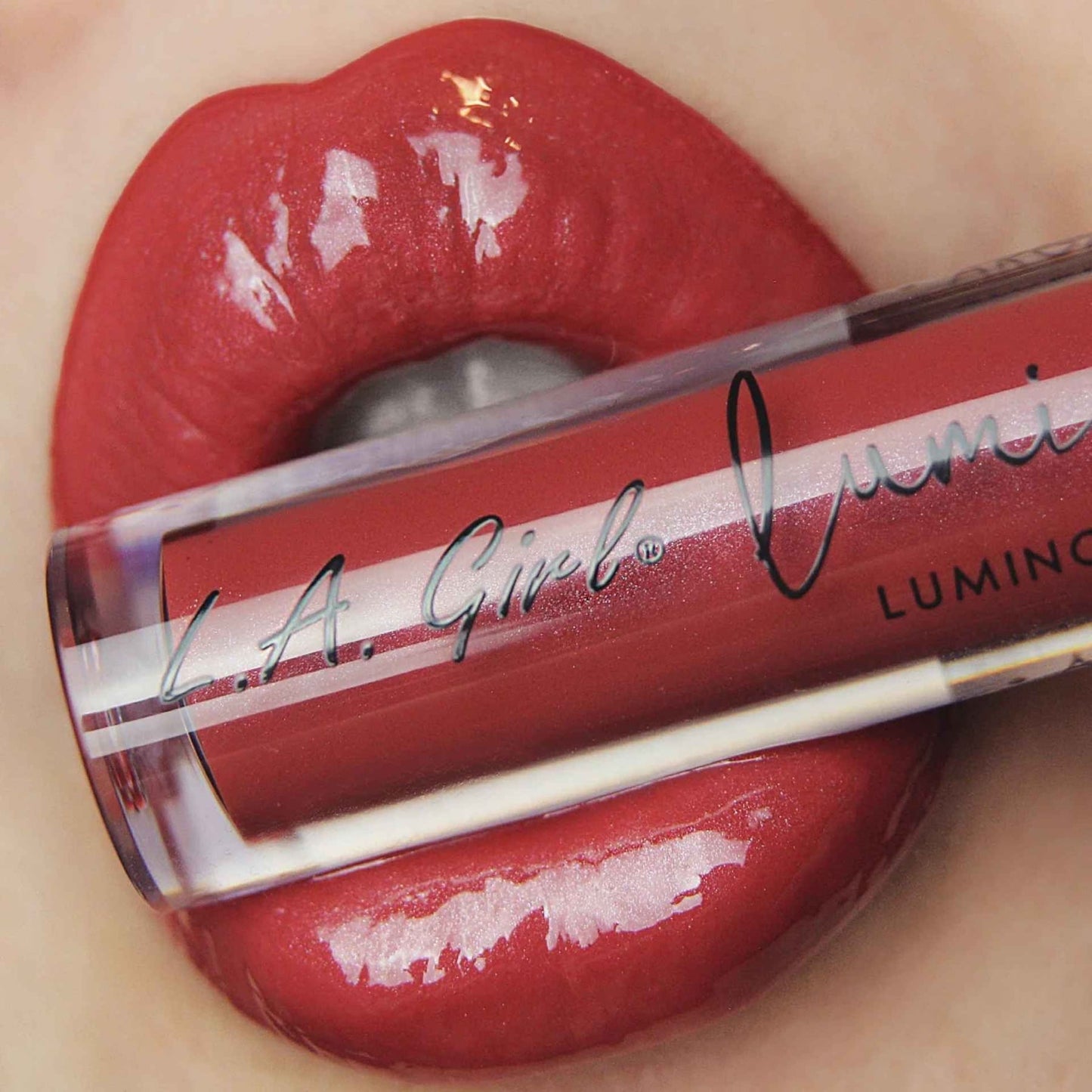 La Girl Lumilicious Luminous Lipgloss