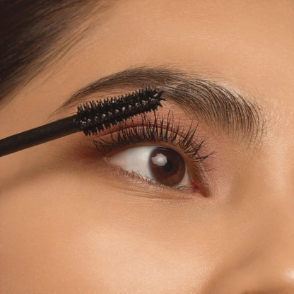 Essence Call Me Queen Dramatic False Lash Effect Mascara Waterproof