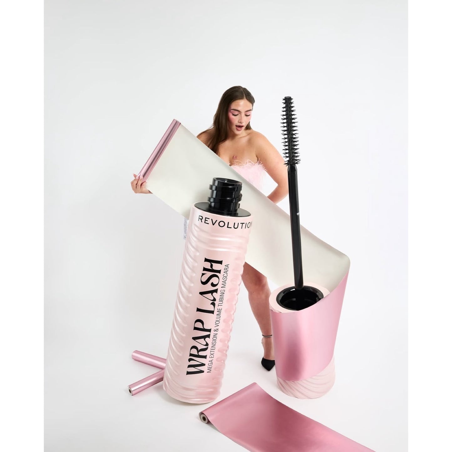 ماسكارا Revolution Wrap Lash - أسود