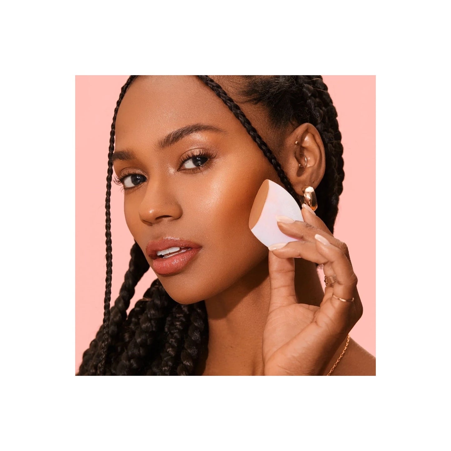 Real Techniques Miracle Powder Sponge